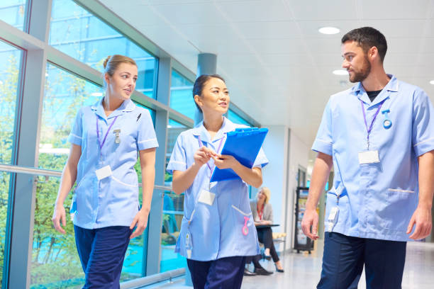 Clinical care staff on duty in acute hospital ward